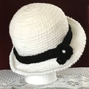 Beautiful, handmade, women’s hat 👒